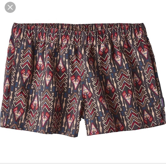 Patagonia Pants - Patagonia Barely Baggies Shorts 2 1/2” Large